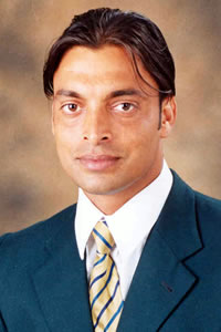 Shoaib Akhter, the fastest bower in the world. - shoaib2